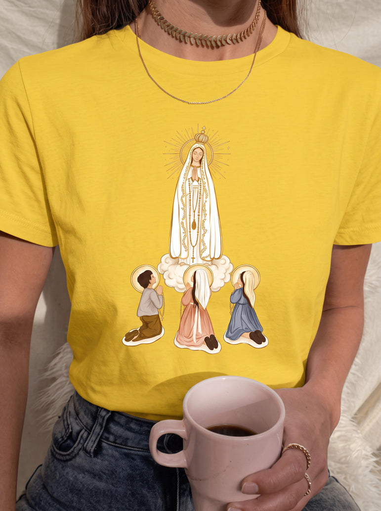 Camiseta Feminina Nossa Senhora de Fátima – Luz que Guia