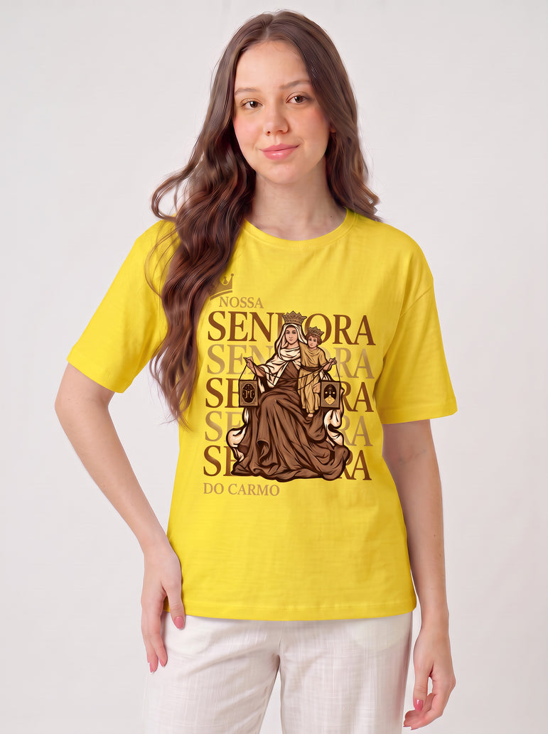 Camiseta Feminina Nossa Senhora do Carmo – Sob o Manto de Maria