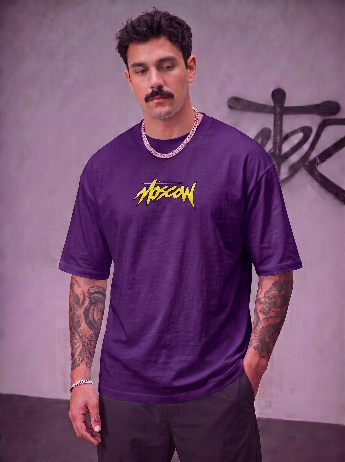 Camiseta Moscow Mystic 8 – Jogo, Mistério e Atitude