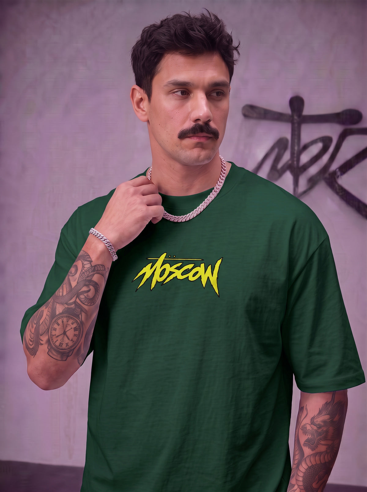 Camiseta Moscow Mystic 8 – Jogo, Mistério e Atitude