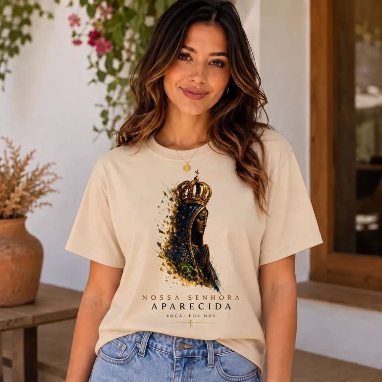 Camiseta Nossa Senhora Aparecida Rogai por Nós Feminina Bege