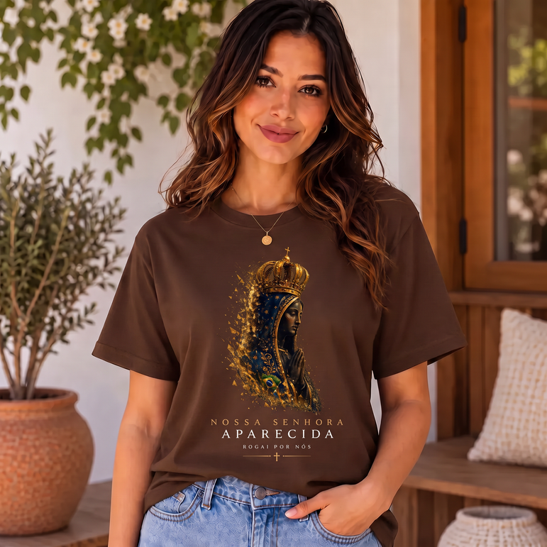 Camiseta Nossa Senhora Aparecida Rogai por Nós Feminina Marrom