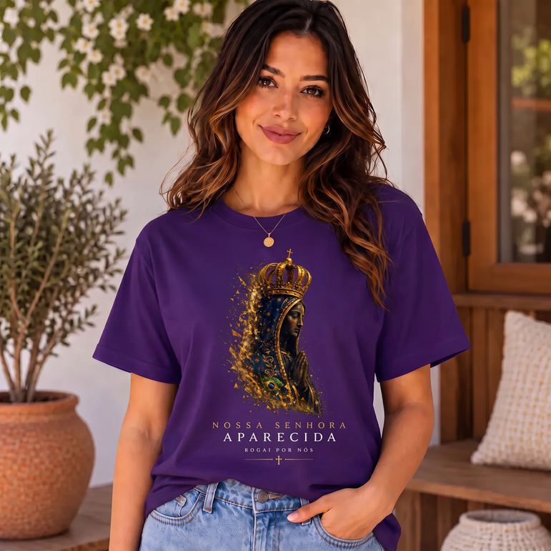Camiseta Nossa Senhora Aparecida Rogai por Nós Feminina Roxo