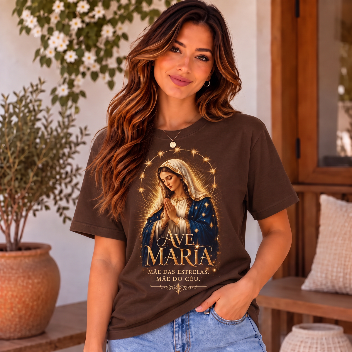 Camiseta Ave Maria Mãe das Estrelas Feminina Marrom