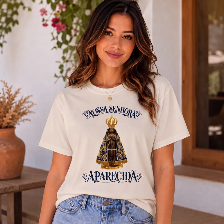 Camiseta Nossa Senhora Aparecida Clássica Feminina Bege